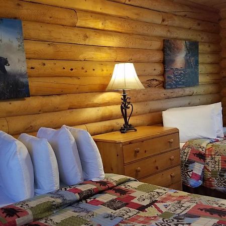 High Country Lodge And Cabins Пагоса-Спрингс Экстерьер фото